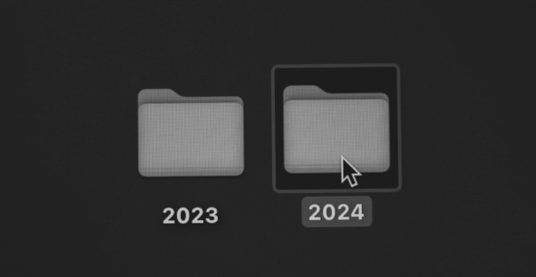 This image of two folders marked "2023" and "2024" highlights this post's topic: a press release about EBRAND's achievements in 2023.