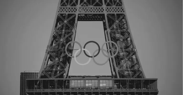 This picture of the Eiffel Tower during the olympics highlights our discussion topic: Cyberattacks and scams during the Paris Games.