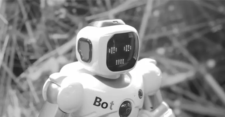 This image of a robot illustrates our discussion topic about artificial intelligence scams.
